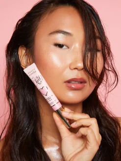 Cheap P.Louise Cheek Of It Liquid Highlighter Highlighter