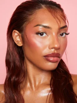 Cheap P.Louise Cheek Of It Liquid Highlighter Highlighter