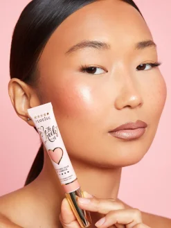 Cheap P.Louise Cheek Of It Liquid Highlighter Highlighter