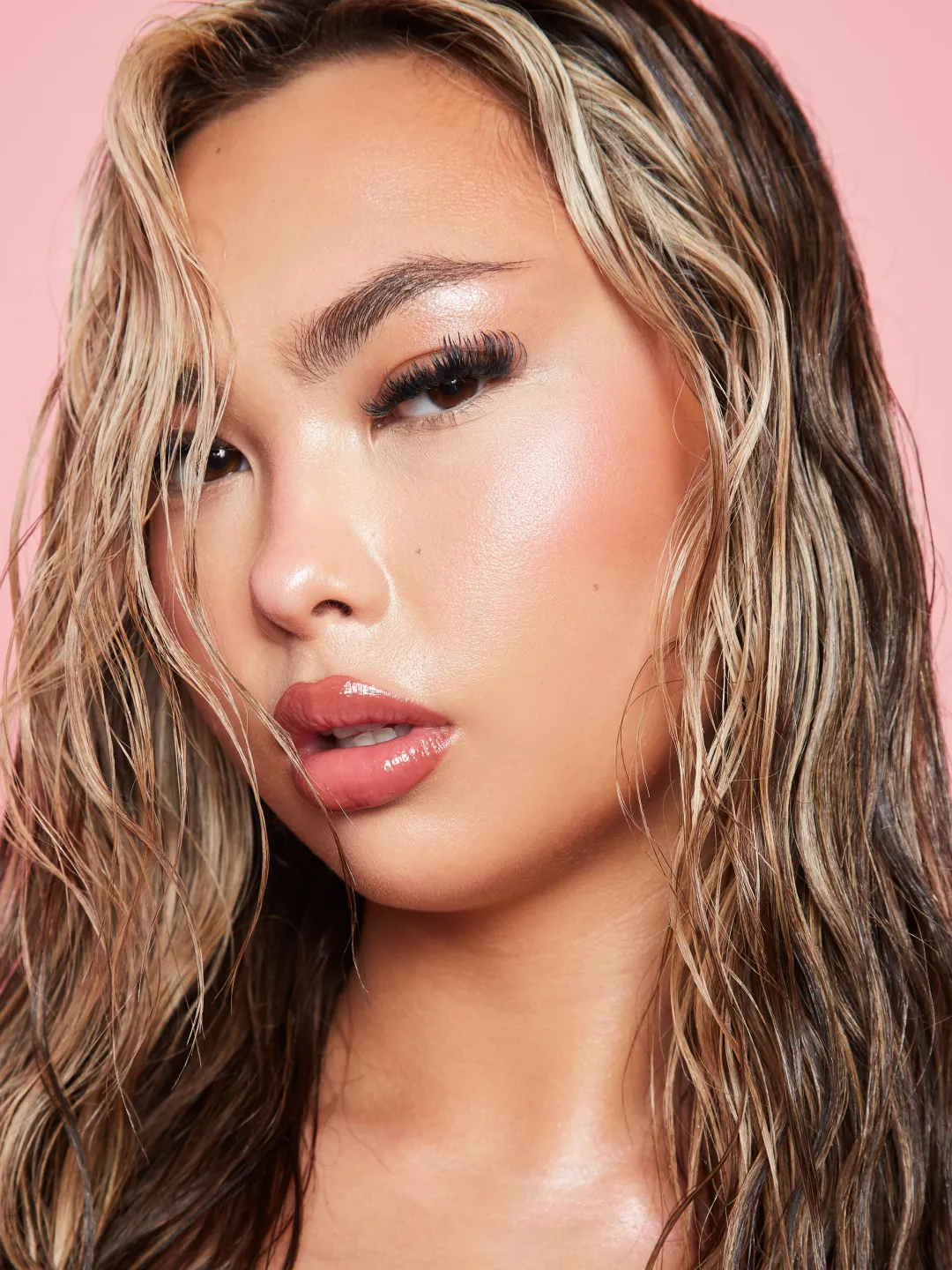 Cheap P.Louise Cheek Of It Liquid Highlighter Highlighter