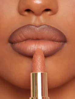 Hot P.Louise Kiss and Makeup Lip Kit Lip Liner|Lipstick