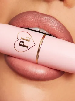 Hot P.Louise Kiss and Makeup Lip Kit Lip Liner|Lipstick