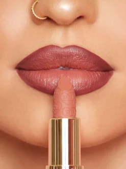 Hot P.Louise Kiss and Makeup Lip Kit Lip Liner|Lipstick