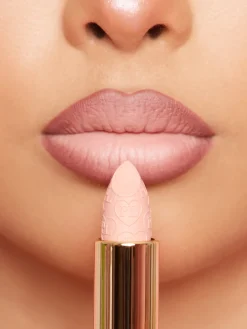 Hot P.Louise Kiss and Makeup Lip Kit Lip Liner|Lipstick