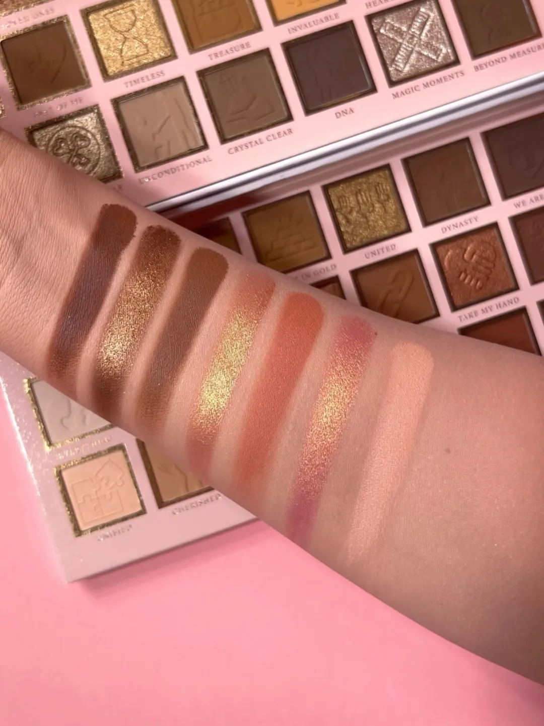 Cheap P.Louise Timeless Treasures Palette Palettes